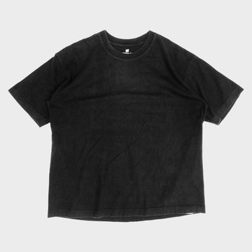 📁 Vintage Faded Streetwear T-Shirt [Mockup]